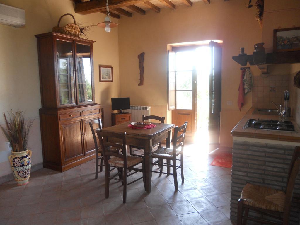 Agriturismo Tenuta Roccaccia Pitigliano Extérieur photo